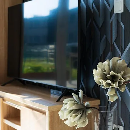 Smart Loqum Nowy Apartament - Walowa 40 公寓 *